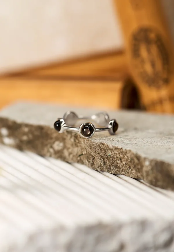 Anello Essenza Madreperla Nera in Argento 925 con Pietra Naturale